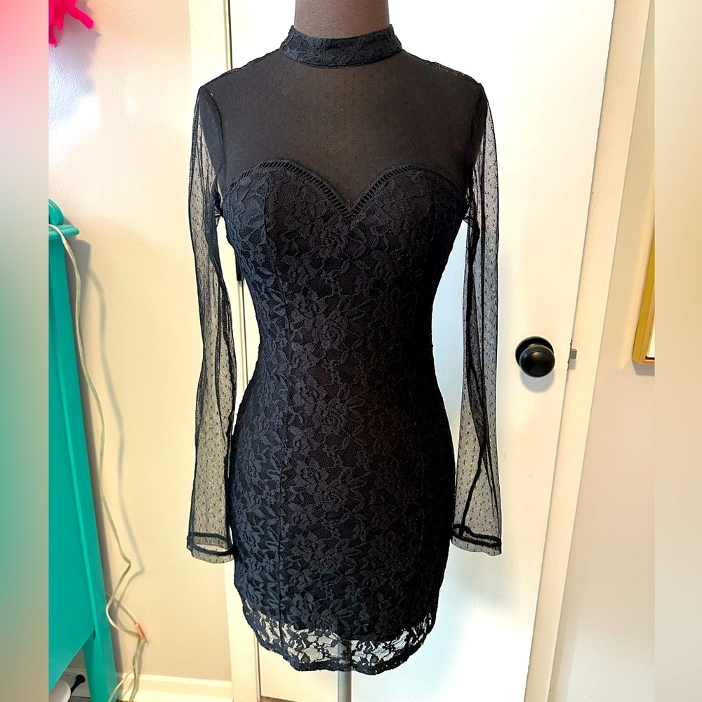 Small forever 21 mesh top bodycon dress